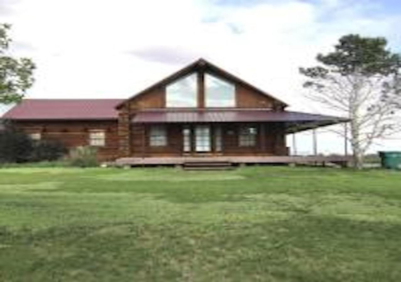 Log Haven In Blanding Villa Exterior photo