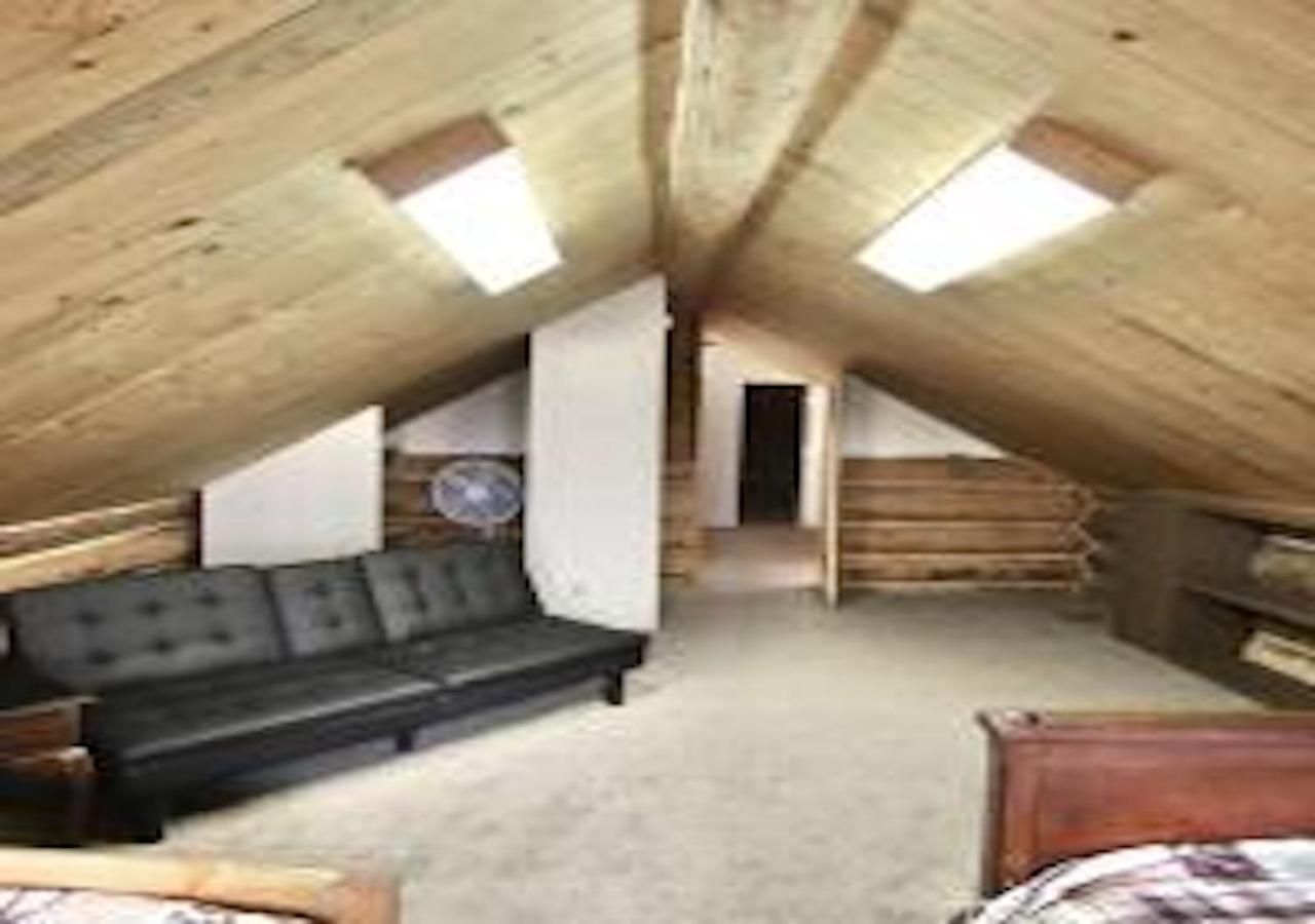 Log Haven In Blanding Villa Exterior photo